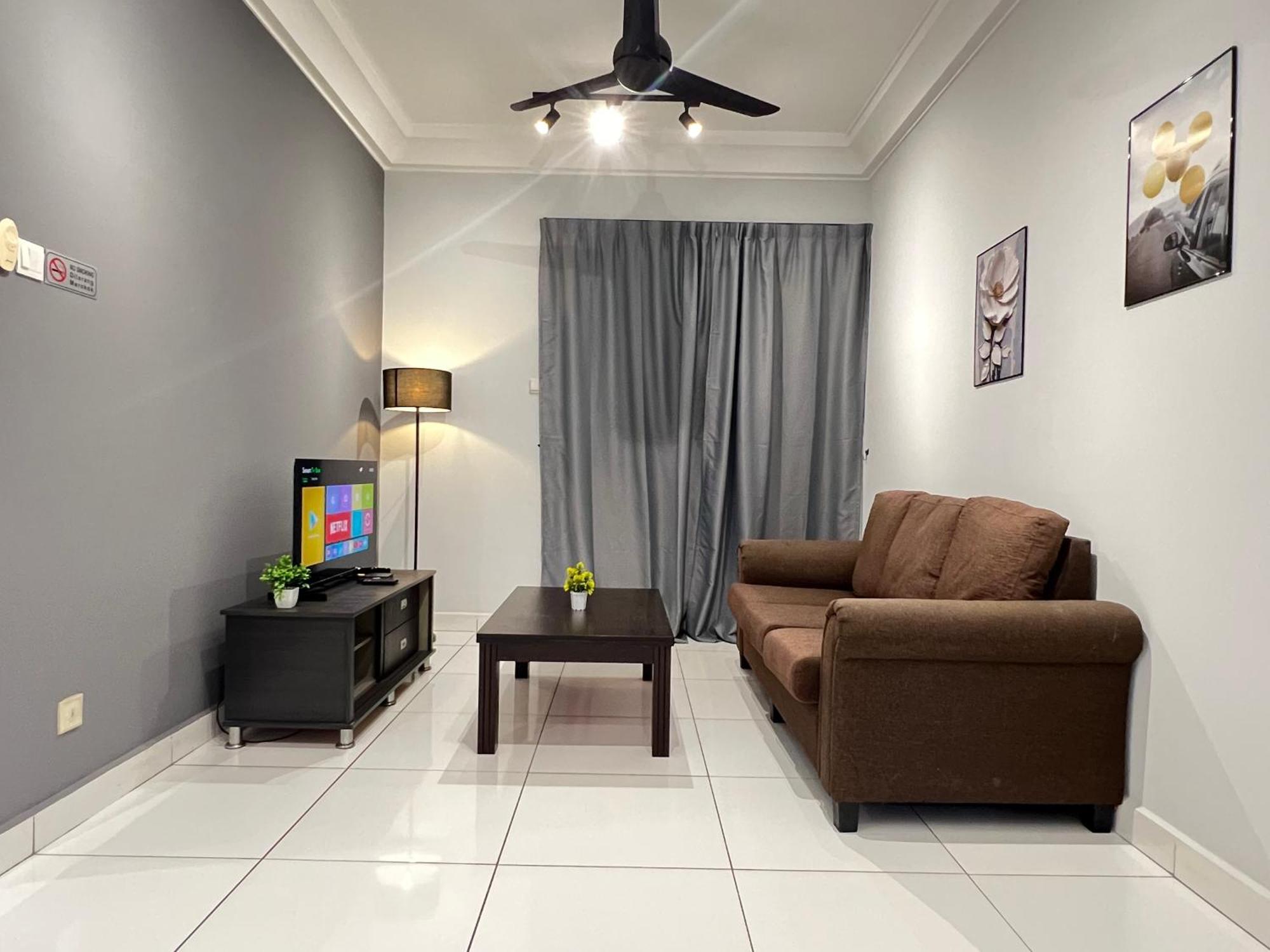 Platino 2 For 4px Near Paradigm Mall * Johor Bahru