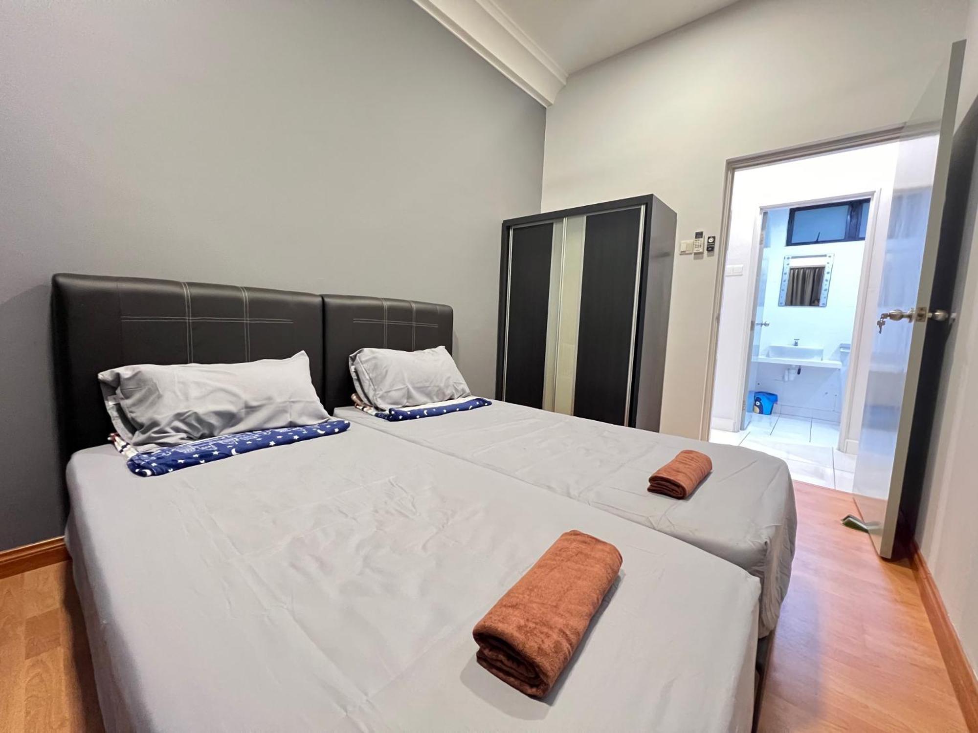 Platino 2 For 4px Near Paradigm Mall Apartemen *