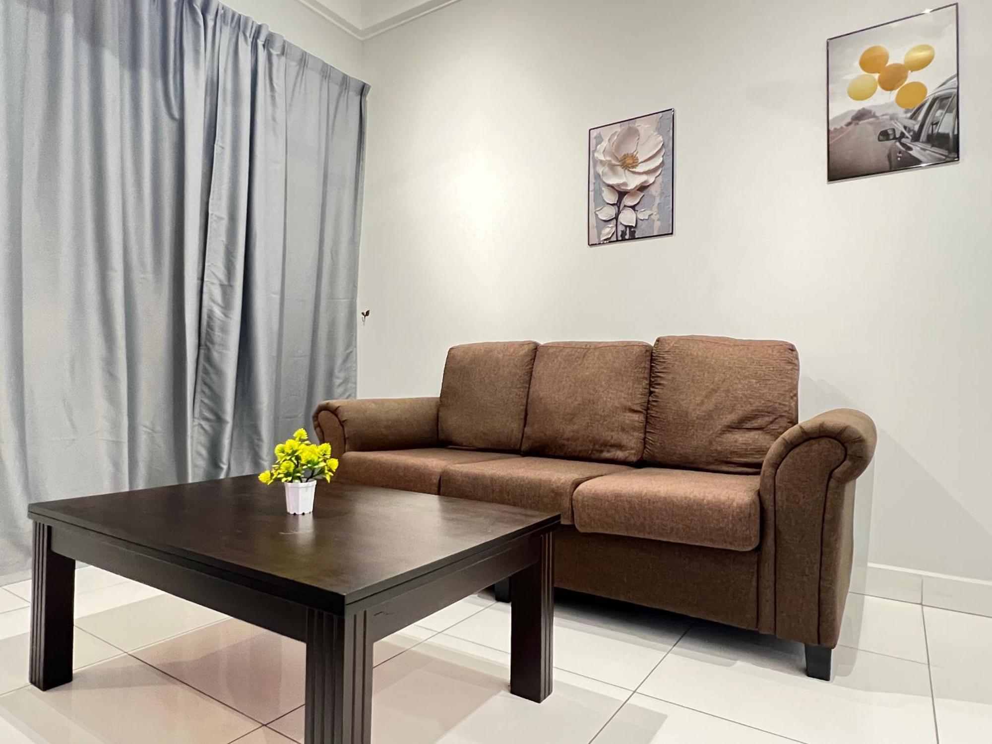 Apartemen Platino 2 For 4px Near Paradigm Mall Johor Bahru
