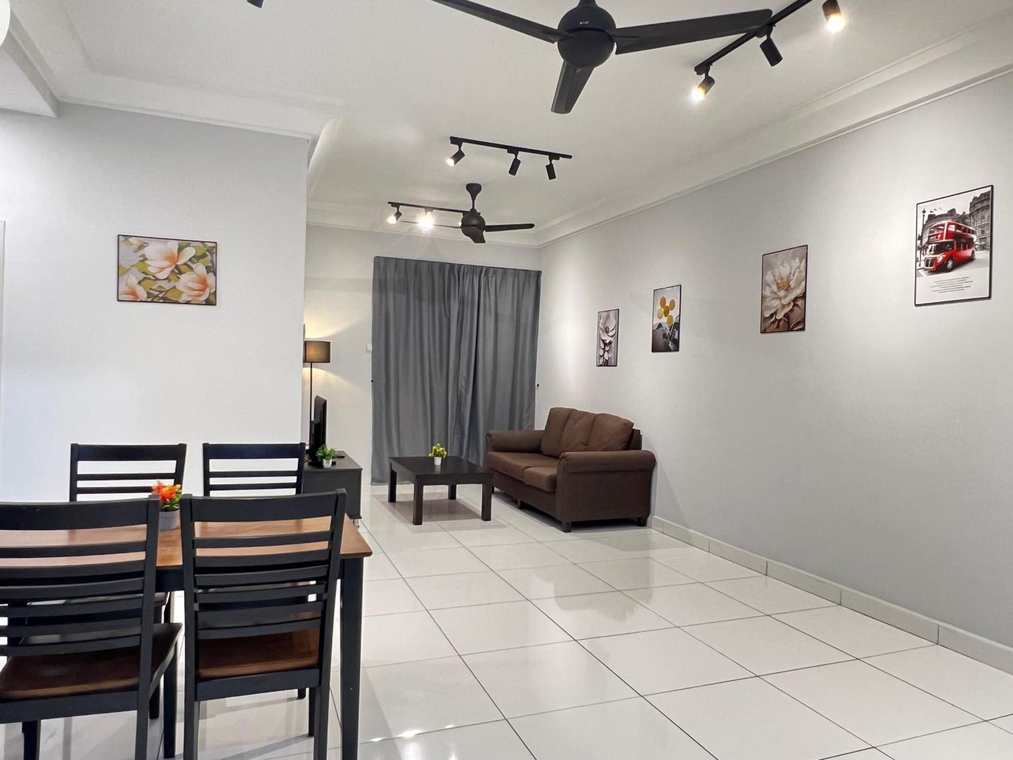 Apartemen Platino 2 For 4px Near Paradigm Mall